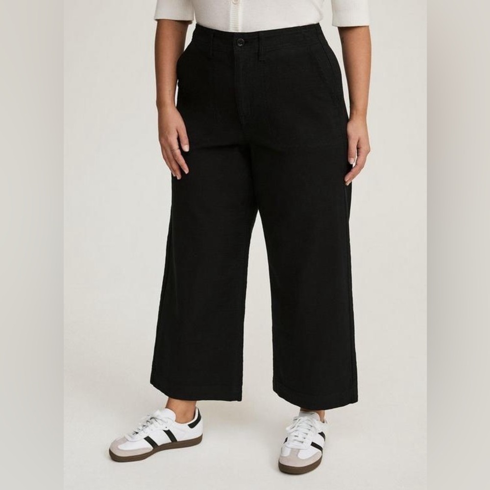 Torrid Black Lace-Up Back Utility Pant - Picture 5 of 6